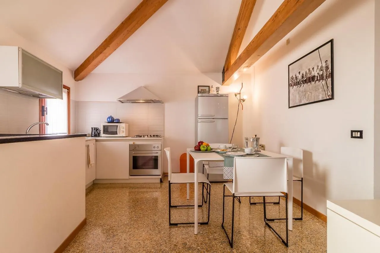 Ca' Ludovica @Rialtobridge Apartment Venice