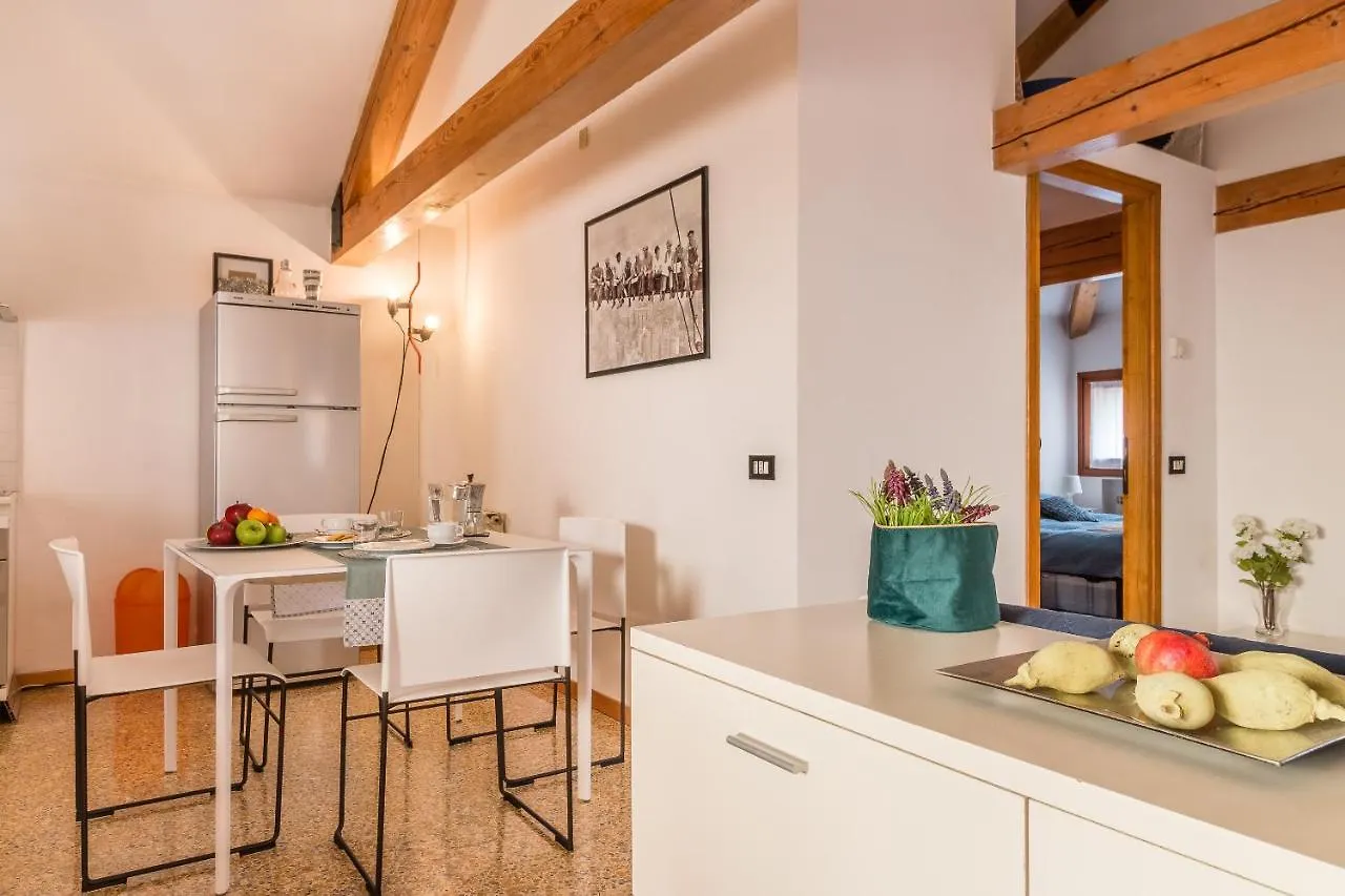 Ca' Ludovica @Rialtobridge Apartment Venice